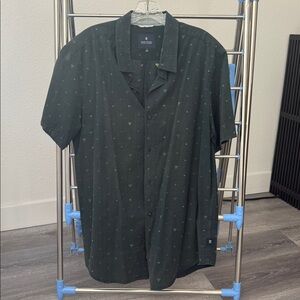 Dark green Short Sleeve small woven pattern Button-Up Shirt